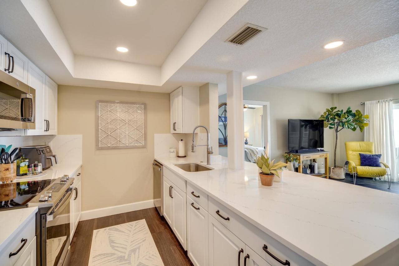 Oceanfront Satellite Beach Condo With Balcony, Views Extérieur photo